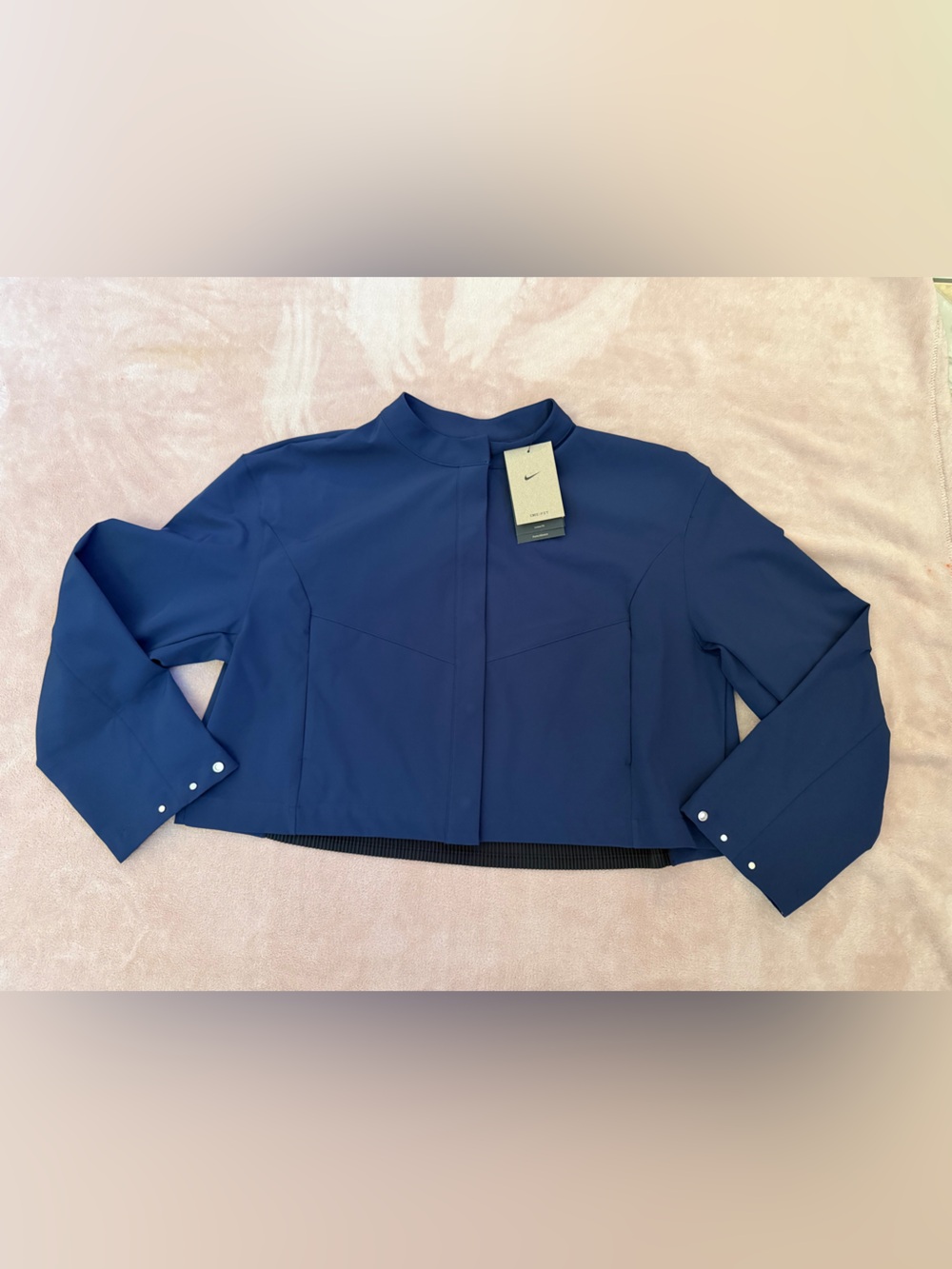 Nike 24.7 PerfectStretch
Women's Dri-FIT Loose-Fit Cropped Jacket M - Picture 11 of 14
